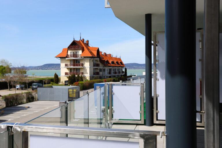 Amira Apartman, Balatonlelle