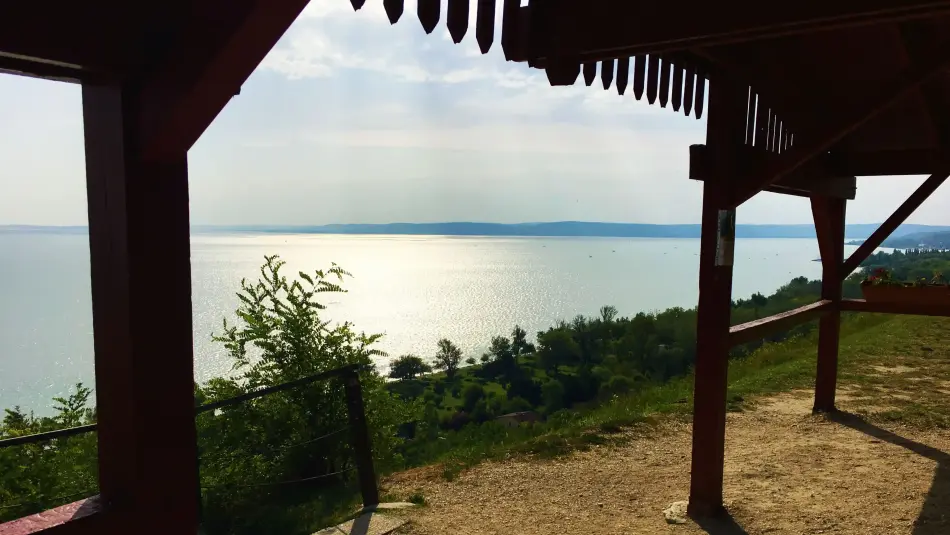 Kisfaludy kilátó, Balatonakarattya