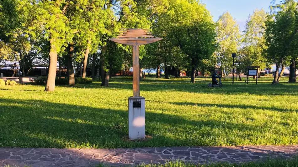 Kézfogás Európa Szoborpark, Balatonalmádi