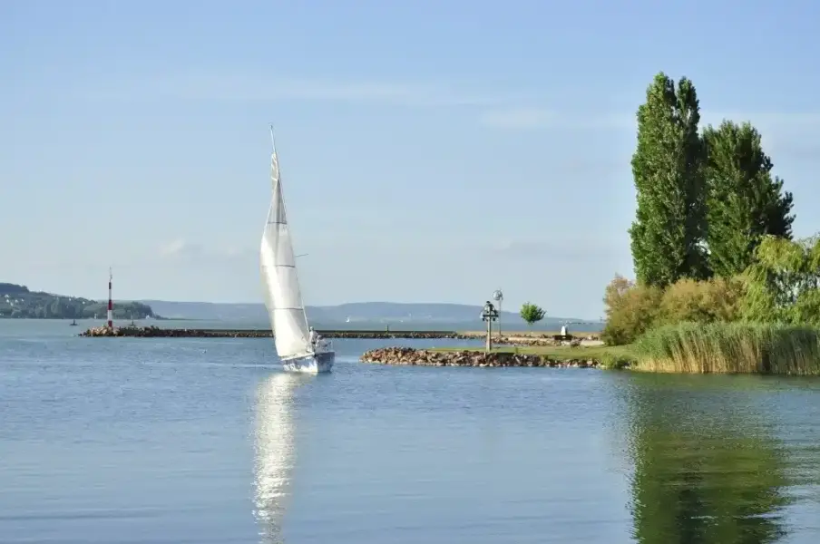 Galamb-sziget, Balatonföldvár