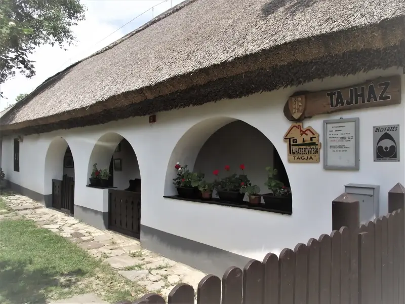 Tájház, Balatonkenese