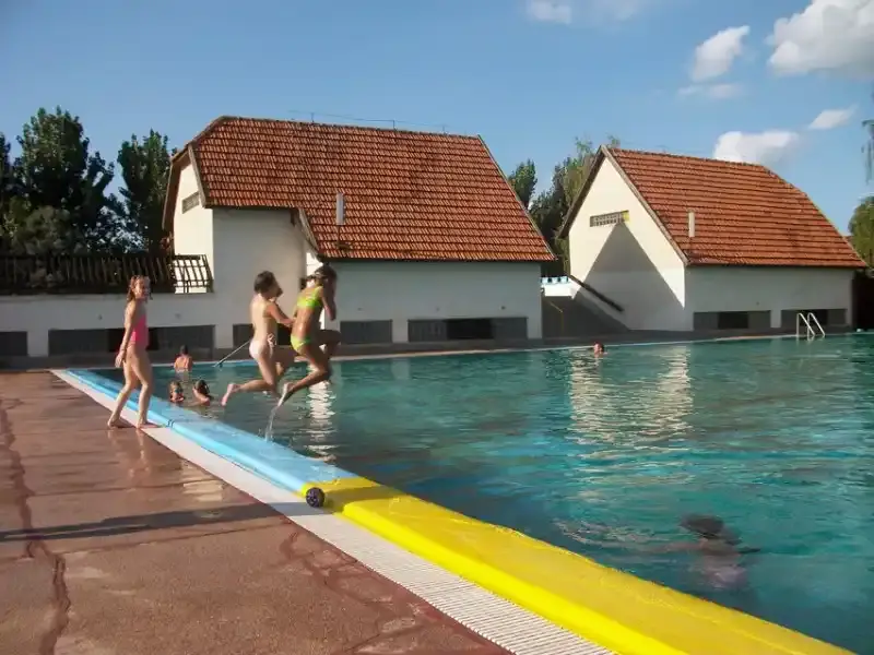 Termál Strandfürdő, Battonya