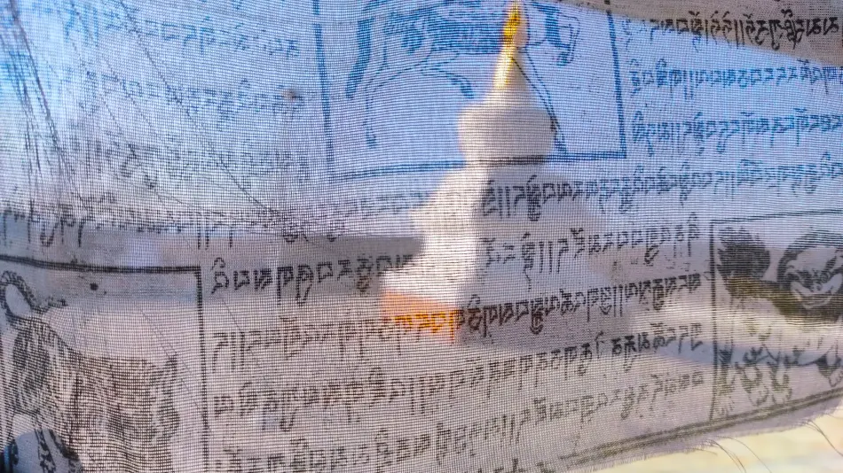 Megvilágosodás-sztúpa, Becske