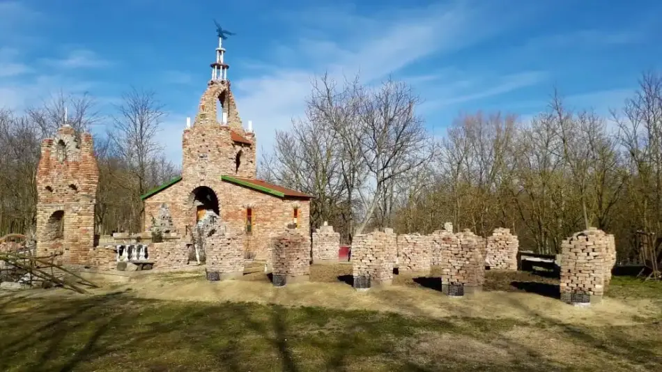 Bugaszegi Téglagaléria, Balatonboglár