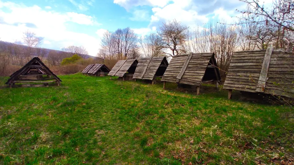 Pilisszentkereszti ciszterci kolostorrom, Pilisszentkereszt