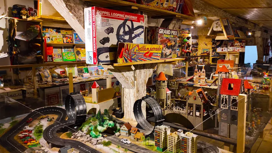 Retro Múzeum Eger, Eger