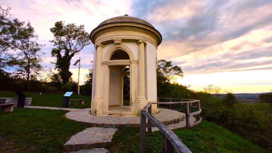 Gloriette-kilátó, Fertőboz