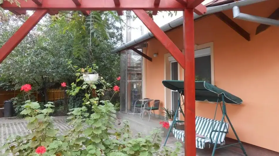 Abba Apartman, Gyula