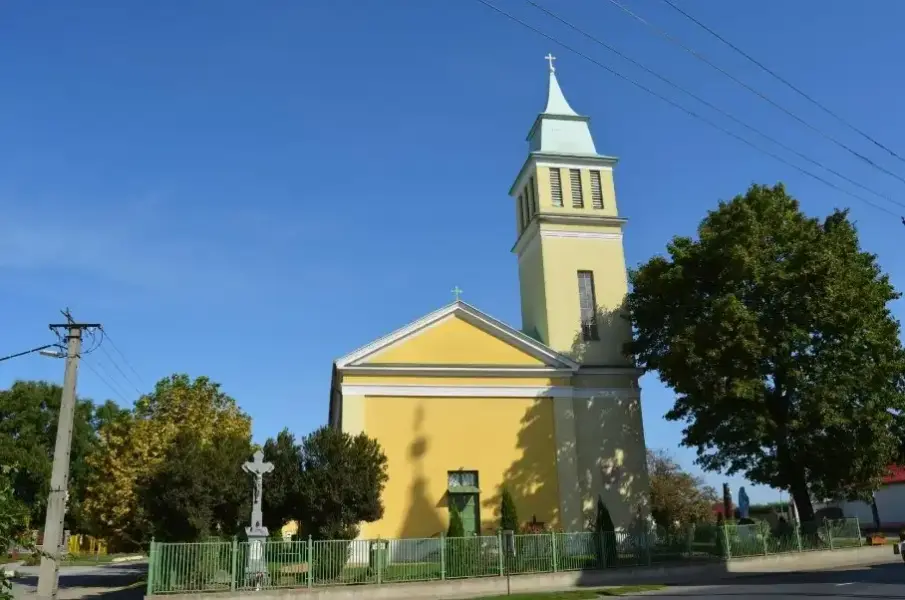 Római katolikus templom, Kállósemjén