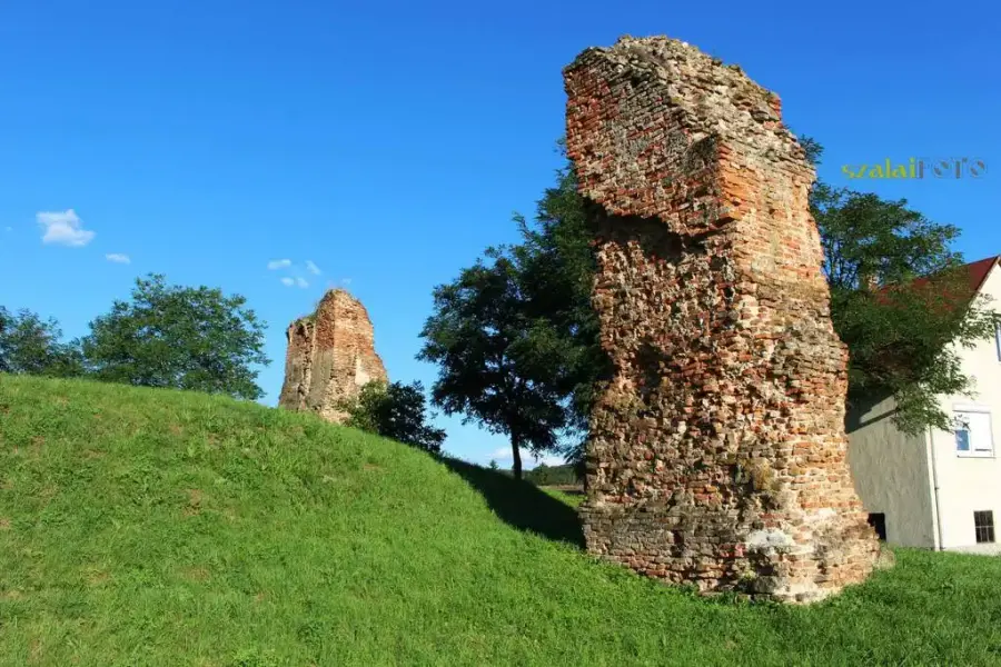 Werbőczy-várrom, Döbrököz