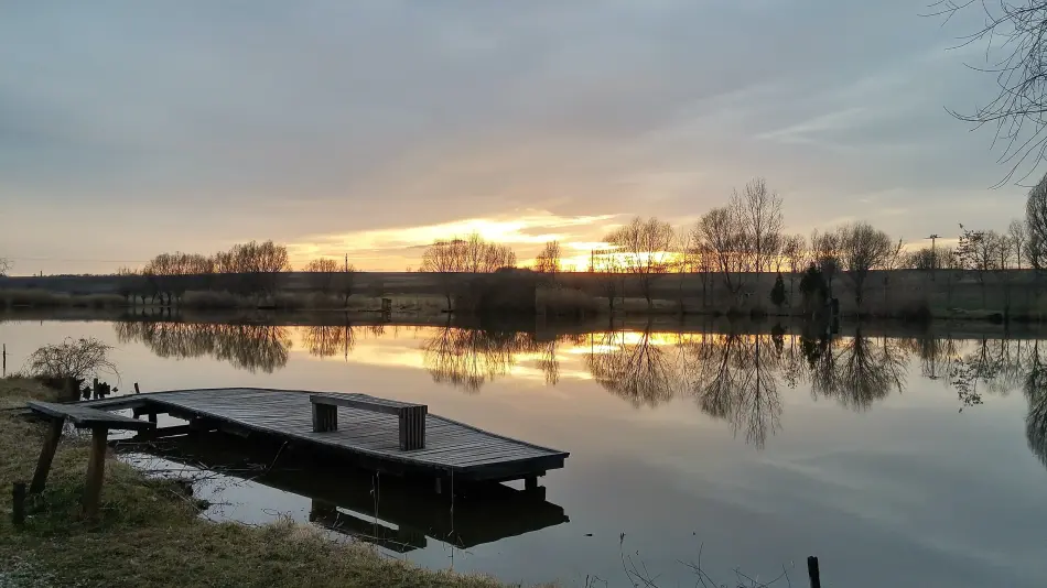 Előszállási horgásztó, Előszállás