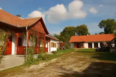 Ökológiai Intézet bemutatóközpontja, Gömörszőlős