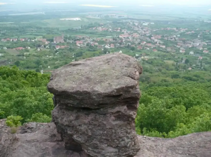 Babás Szerkövek, Kővágószőlős