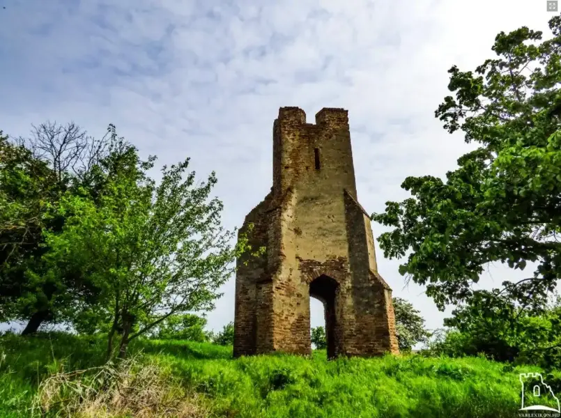 Somolyi templomrom, Regöly