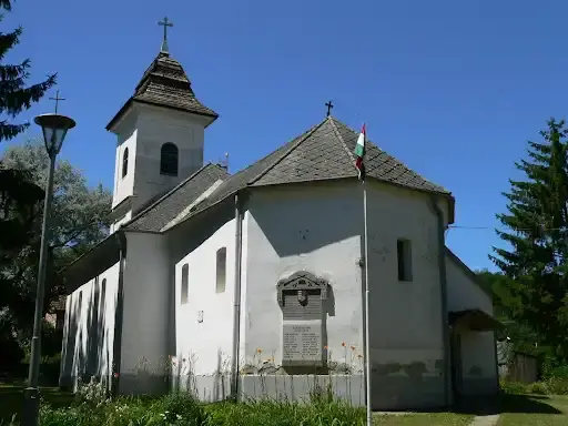 Római katolikus templom, Szécsényfelfalu