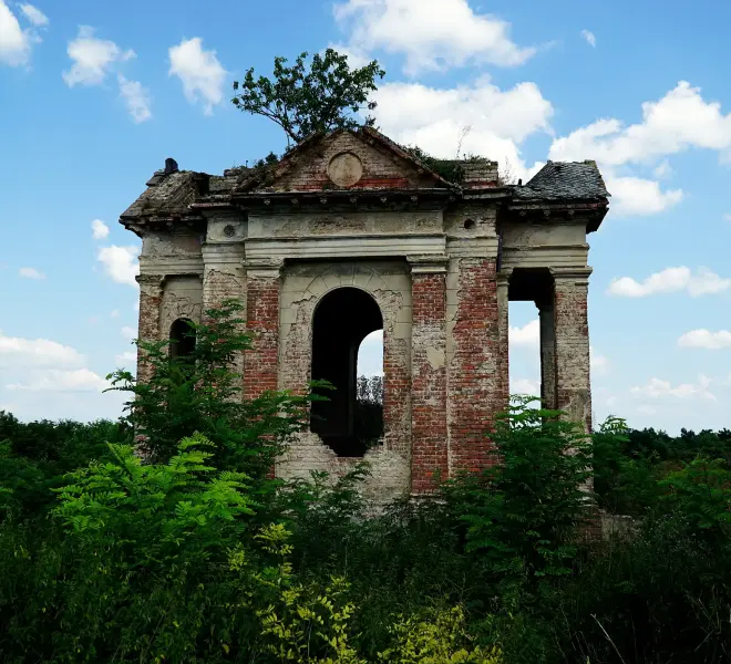 Svastits-Bogyay sírkápolna, Szentgáloskér