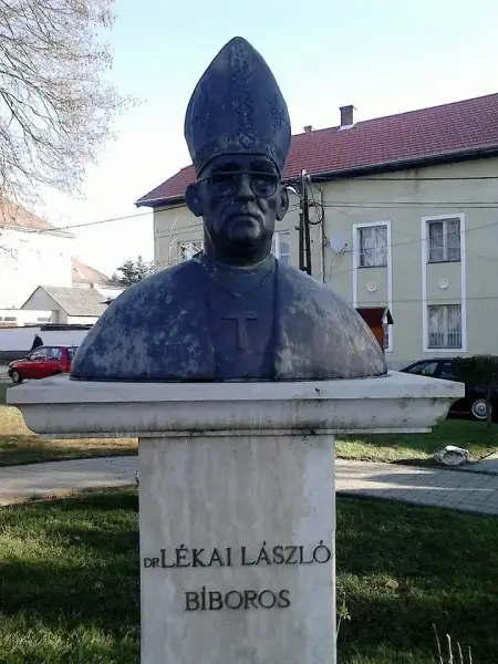 Lékai László bíboros szobra, Zalalövő