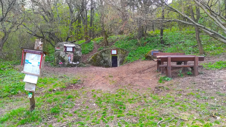 Klastrom kút, Pilisszentkereszt