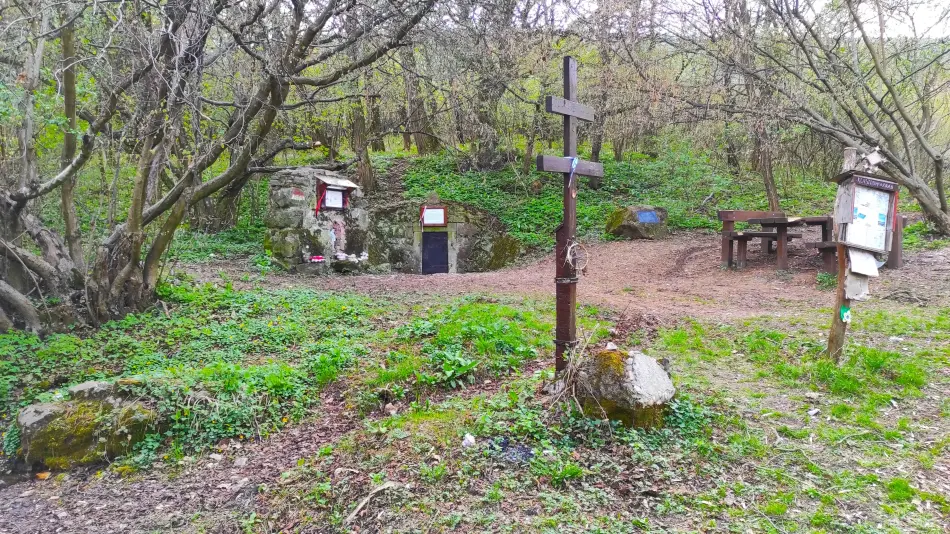 Klastrom kút, Pilisszentkereszt