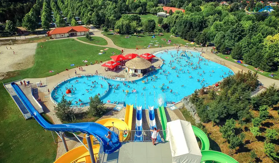 Lipót Fürdő - Strand, Lipót