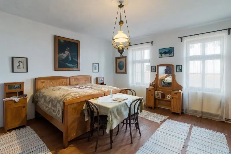 Nagy László Emlékház, Iszkáz