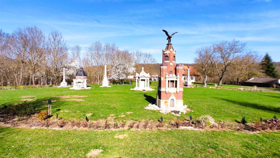 Nagy-Magyarország Park, Isztimér