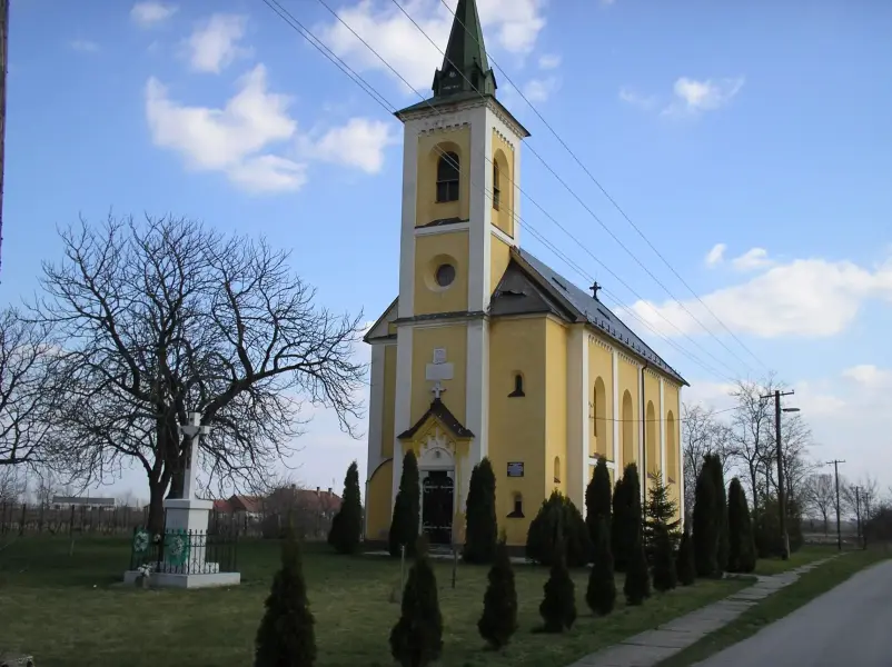 Római katolikus templom, Öregcsertő