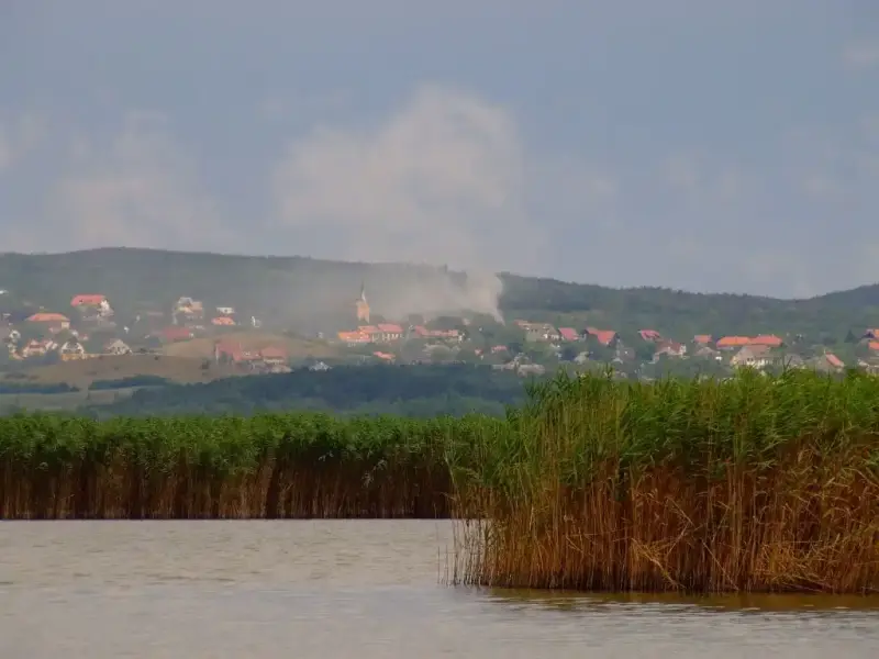 Sétahajózás, Pákozd