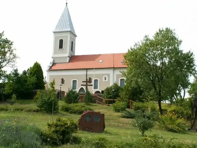 Római katolikus templom, Paloznak