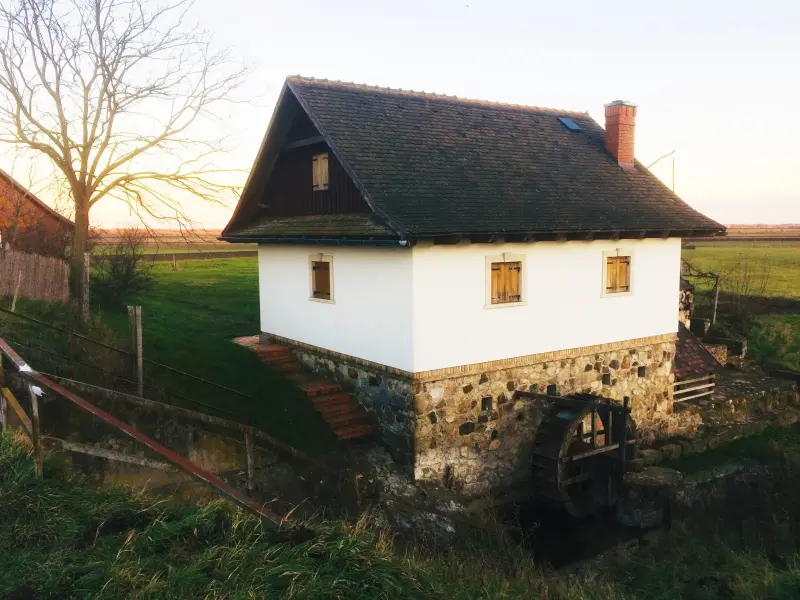 Pázmándi Vízimalom, Pázmánd