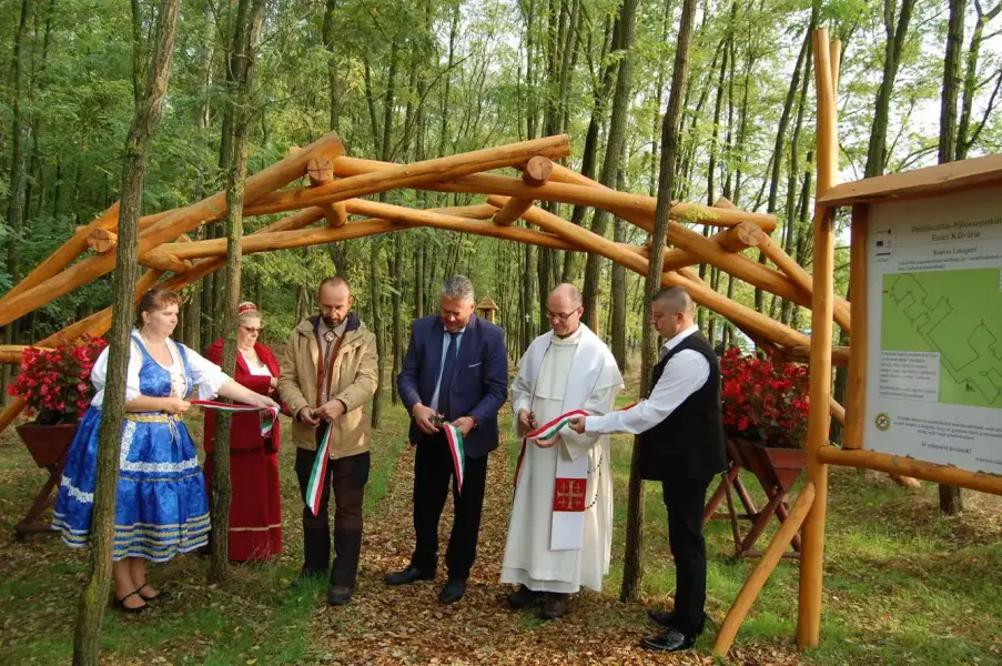 Rózsafüzéres kálvária, Petőfiszállás