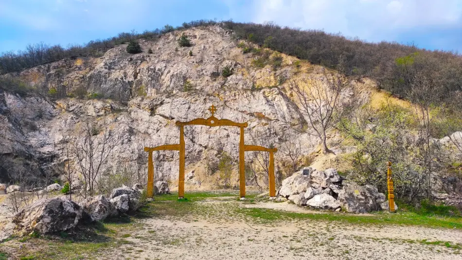 A Pilis kapuja, Pilisszántó