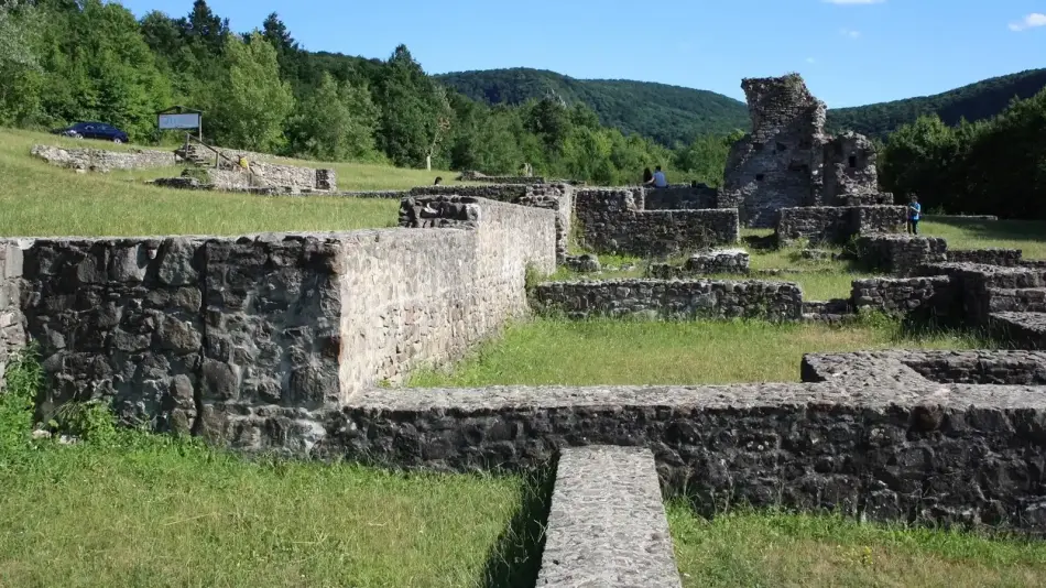 Pálos kolostorrom, Esztergom