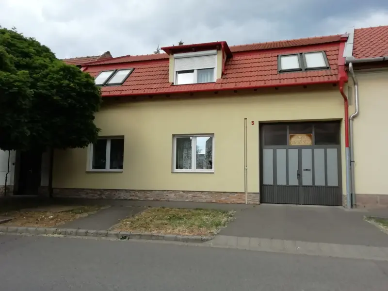 Poppi Vendégház, Gyöngyös