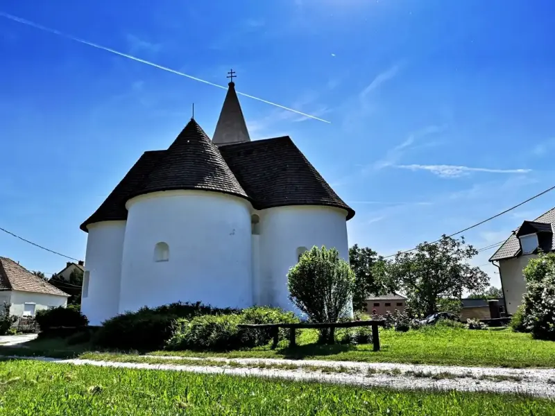 Szent Miklós körtemplom, Rábaszentmiklós