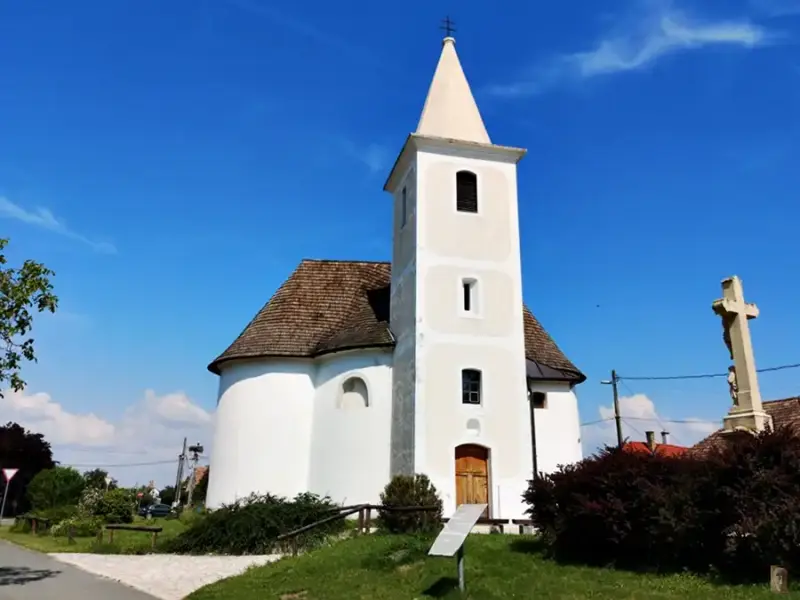 Szent Miklós körtemplom, Rábaszentmiklós