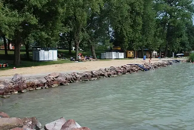 Szigeti strand, Révfülöp