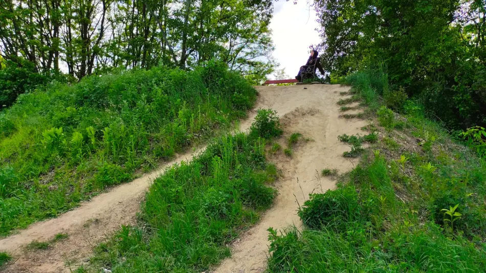 Spotterdomb, Vecsés