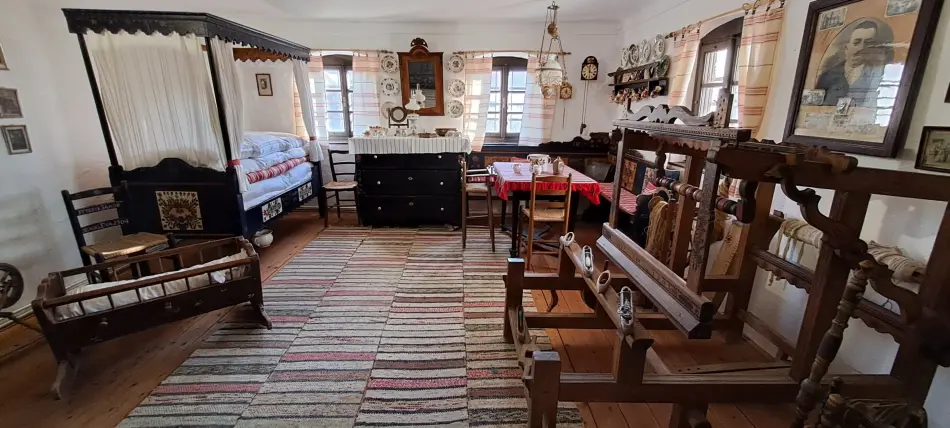 Szalmakincstár, Zengővárkony