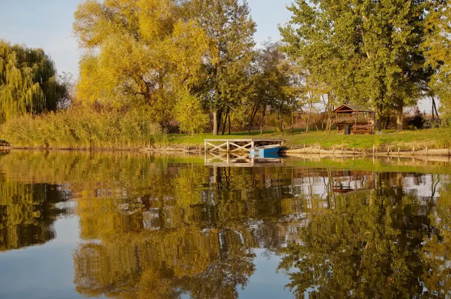 Őzetanya Horgásztó, Székely