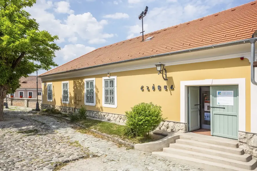 Czóbel Múzeum, Szentendre