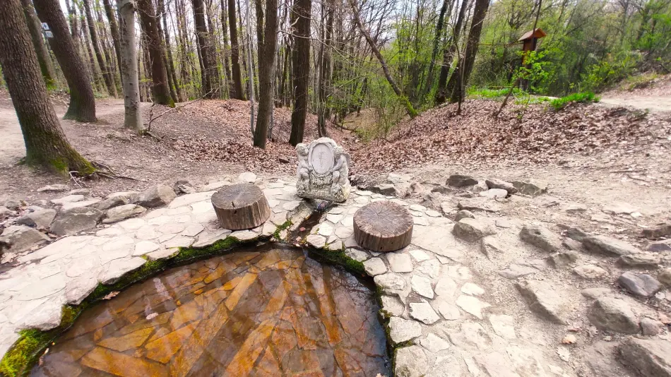 Szentkút, Pilisszentkereszt