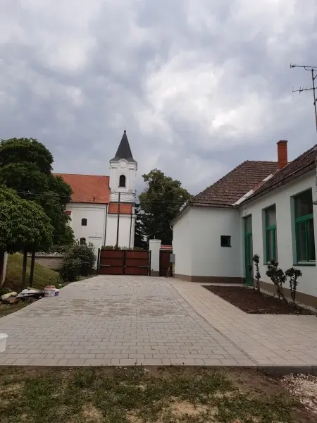 Szent László Közösségi és Turistaház, Bakonyszentlászló