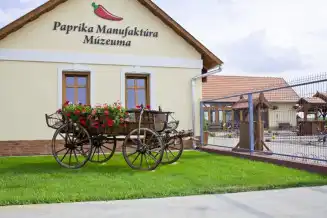 Batya-Paprika-Muzeum-1.webp
