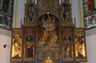 Magyarok Nagyasszonya Templom, Deszk