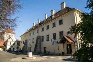 Esterházy-kastély, Devecser