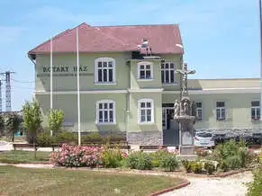 Rotary ház, Devecser