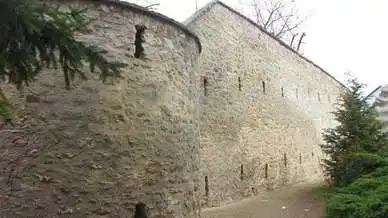 Középkori várfal maradvány, Fertőrákos