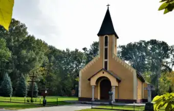 Imrehegy-Katolikus-templom.webp