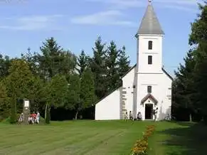 Kirandulastervezo-Csesztve-Katolikus-templom.webp
